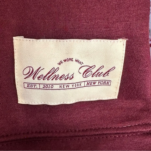 WEWOREWHAT Women’s Sweatshirt, Burgundy, New W/Tags Size Medium. Nice! - Picture 11 of 13